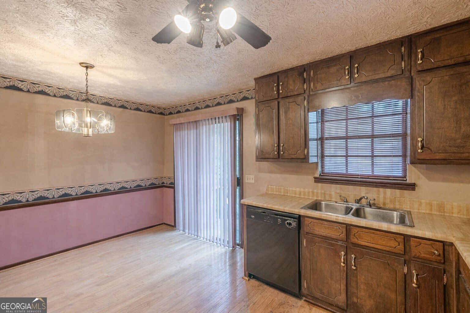 1767 Little Fawn Trail Conyers - Photo 15