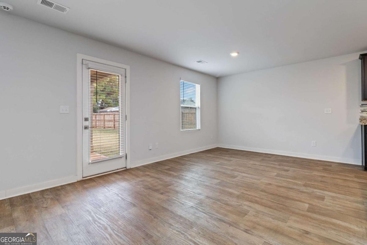 163 Kingfisher Walk Covington - Photo 15