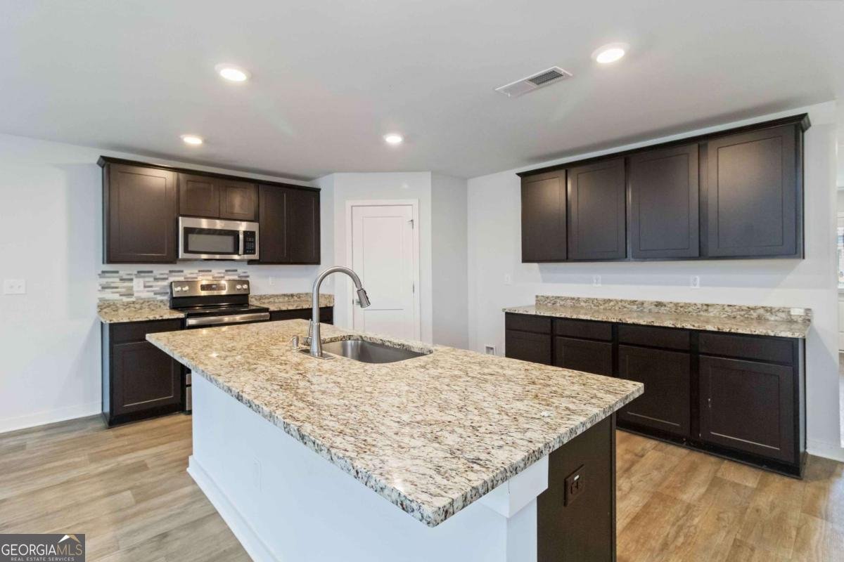 163 Kingfisher Walk Covington - Photo 19