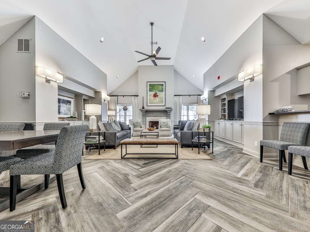 211 COLONIAL HOMES Drive Atlanta - Photo 32