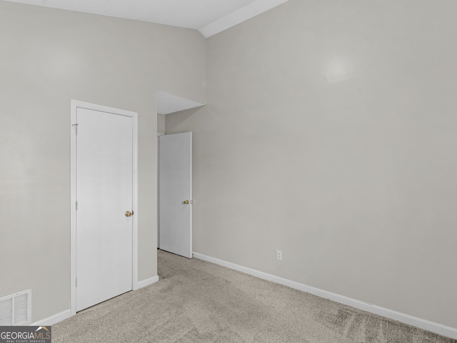 111 Neal Avenue Stockbridge - Photo 17