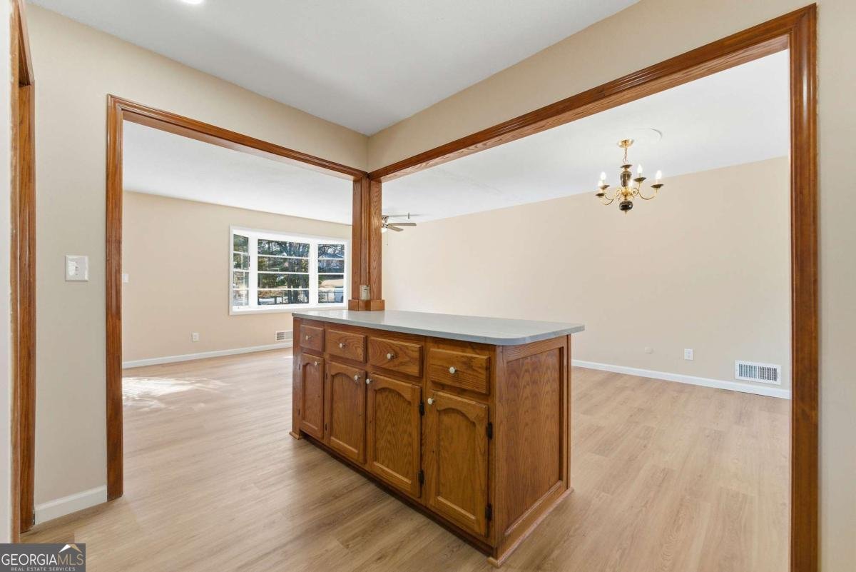 1051 Camellia Drive Marietta - Photo 9