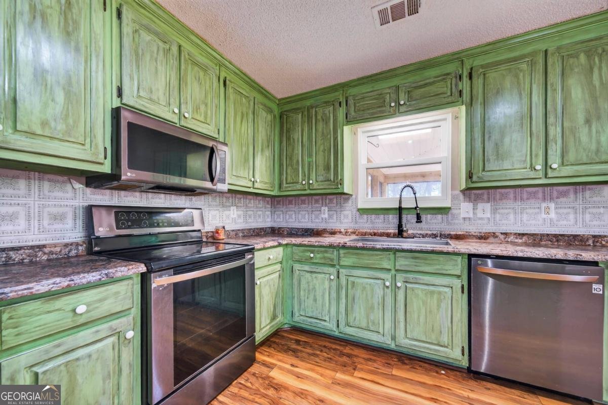 243 Minor Road Milledgeville - Photo 13