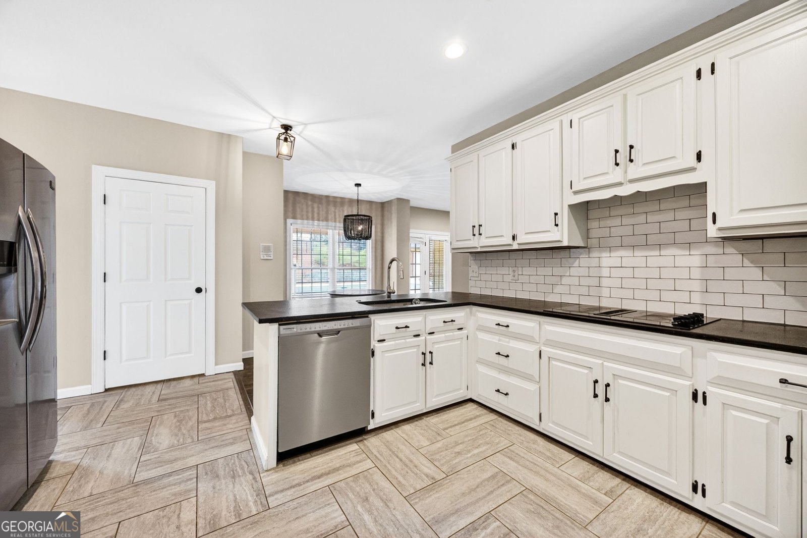 2586 Wesleyan Drive Macon - Photo 9