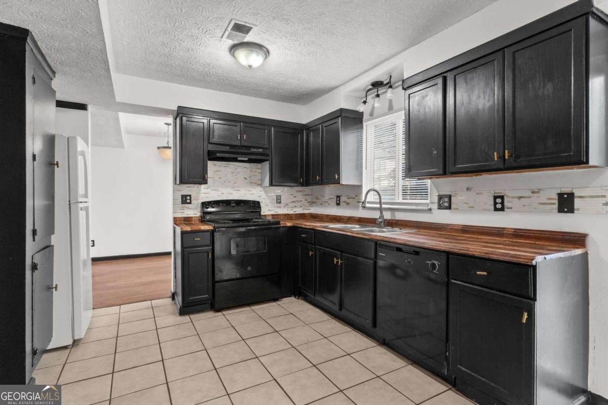 509 Village Square Court Stone Mountain - Photo 9