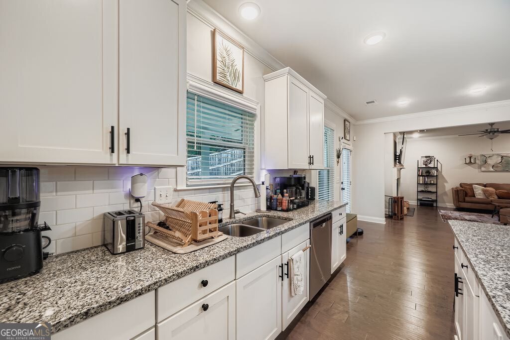 2070 Woodmont Drive Douglasville - Photo 10