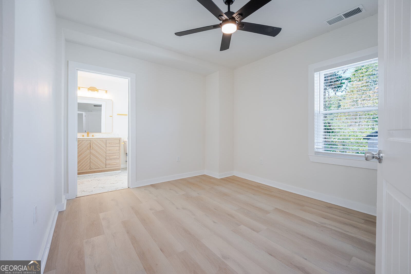 2725 Blount Street East Point - Photo 11