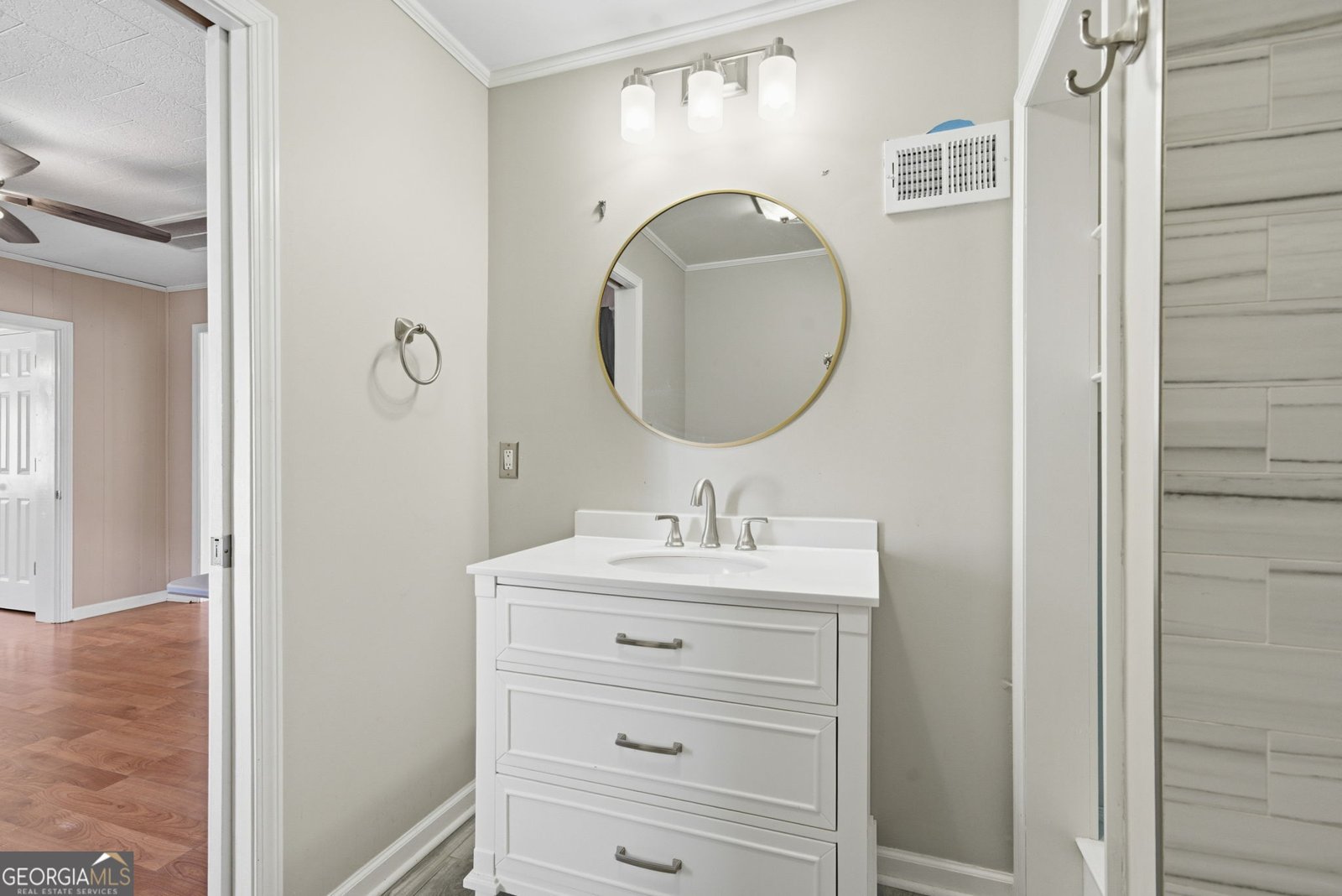 14 Redmond Avenue Garden City - Photo 23