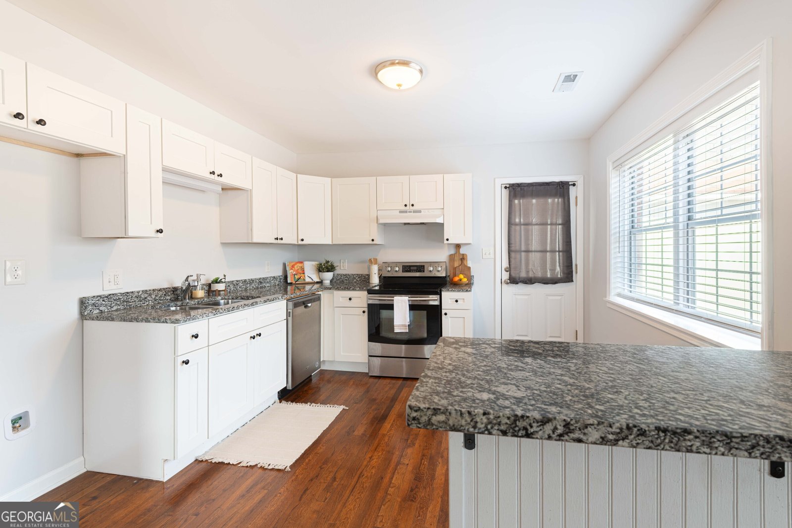 623 Moore Road Griffin - Photo 17