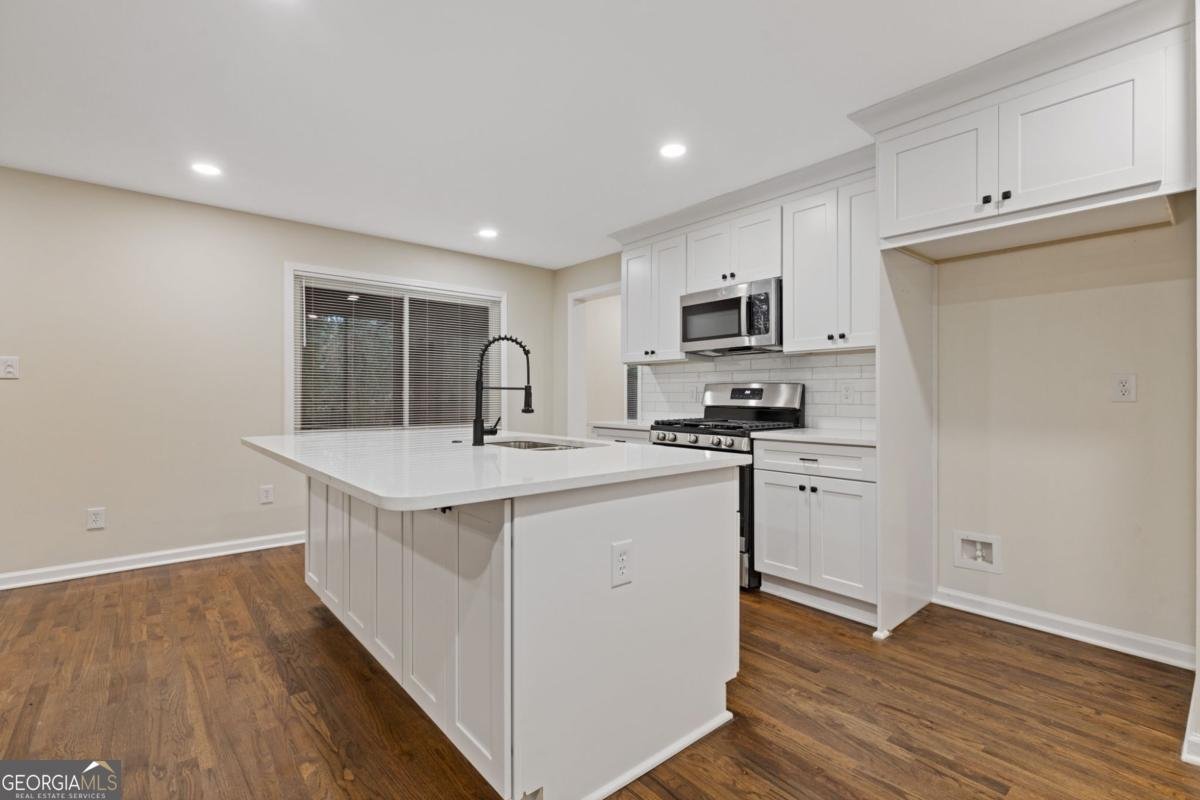 862 Hearthstone Drive Stone Mountain - Photo 12