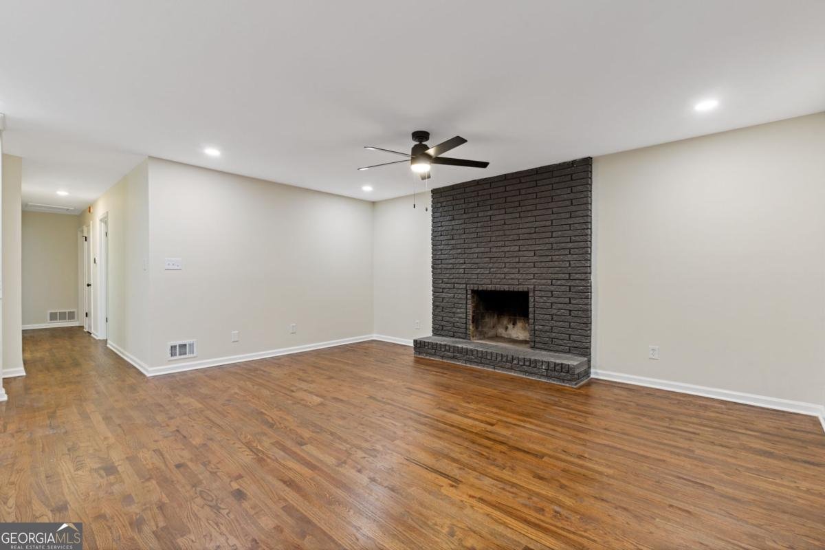 862 Hearthstone Drive Stone Mountain - Photo 16