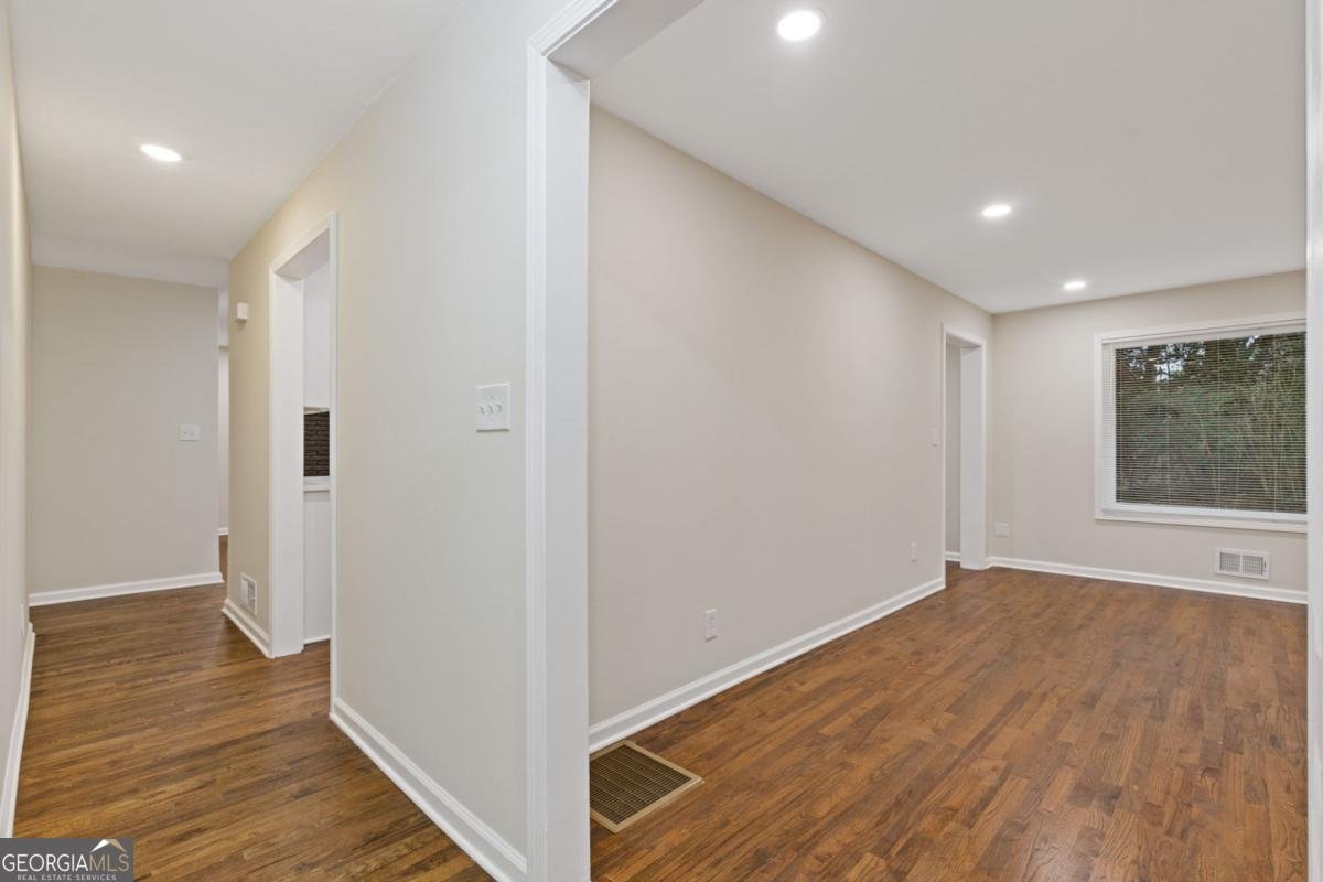 862 Hearthstone Drive Stone Mountain - Photo 6