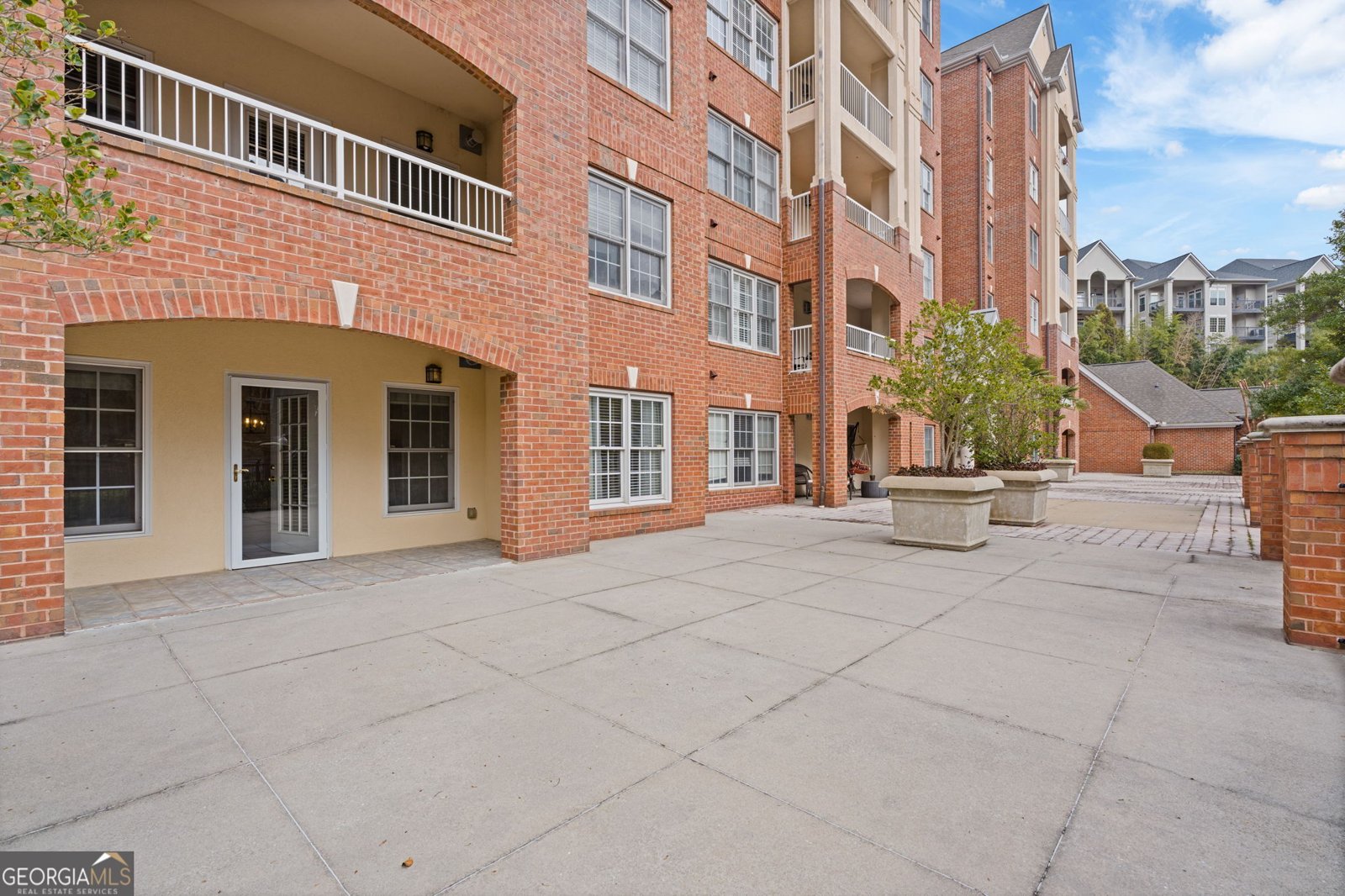 211 Colonial Homes Drive Atlanta - Photo 11