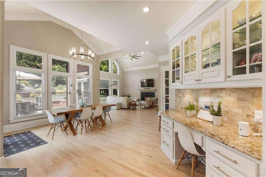 957 Saint Lyonn Courts Marietta - Photo 10