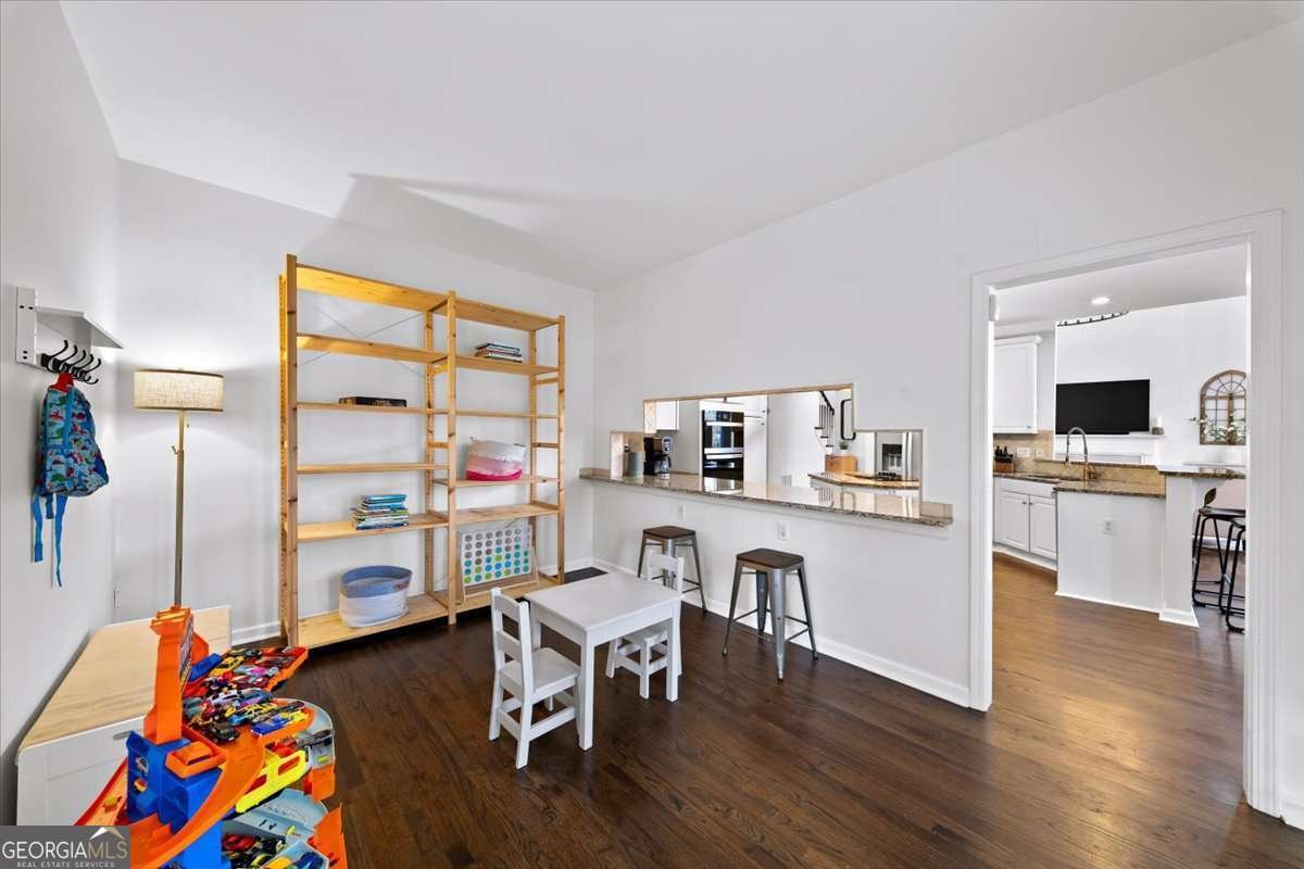 1889 Point River Drive Duluth - Photo 9