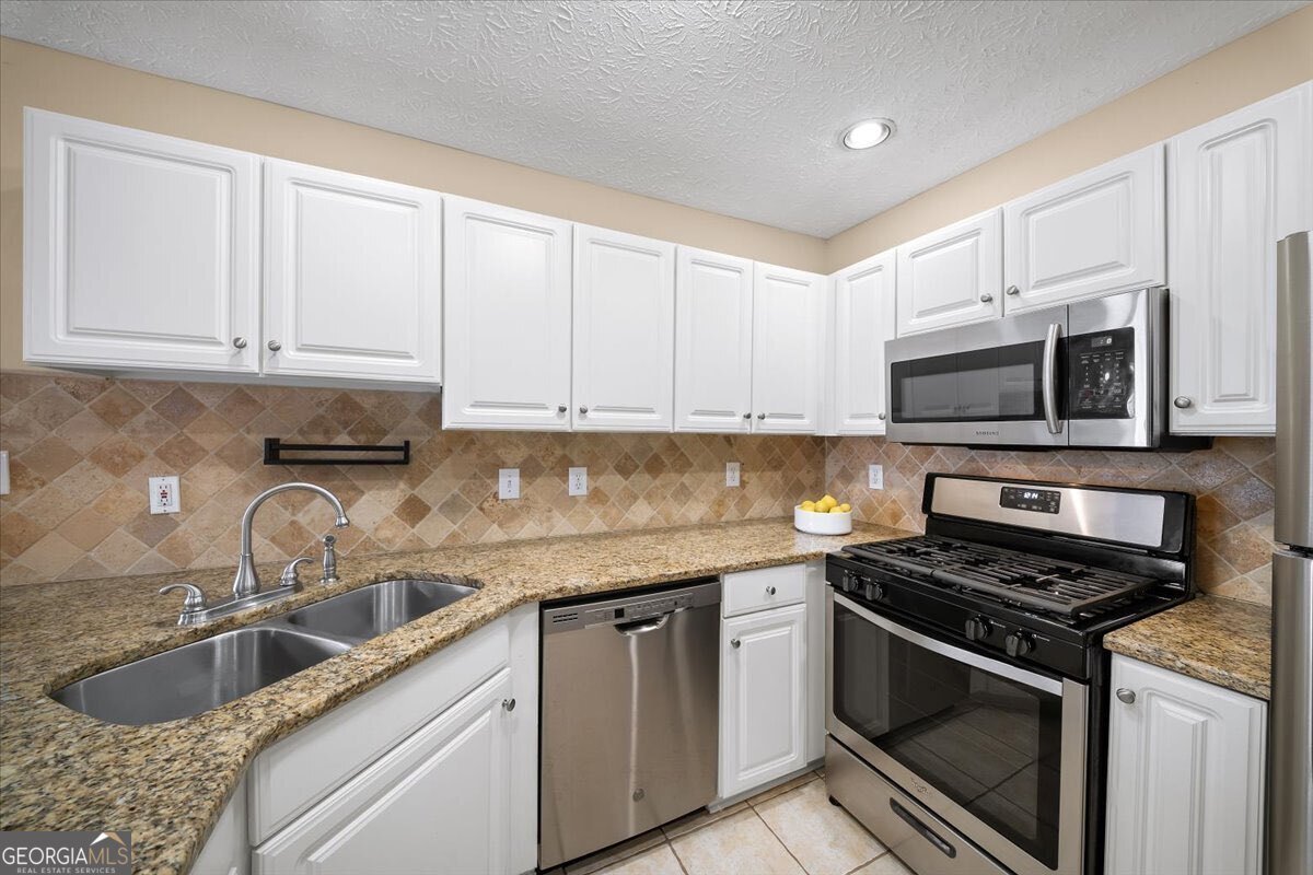 1127 Britley Park Lane Woodstock - Photo 19