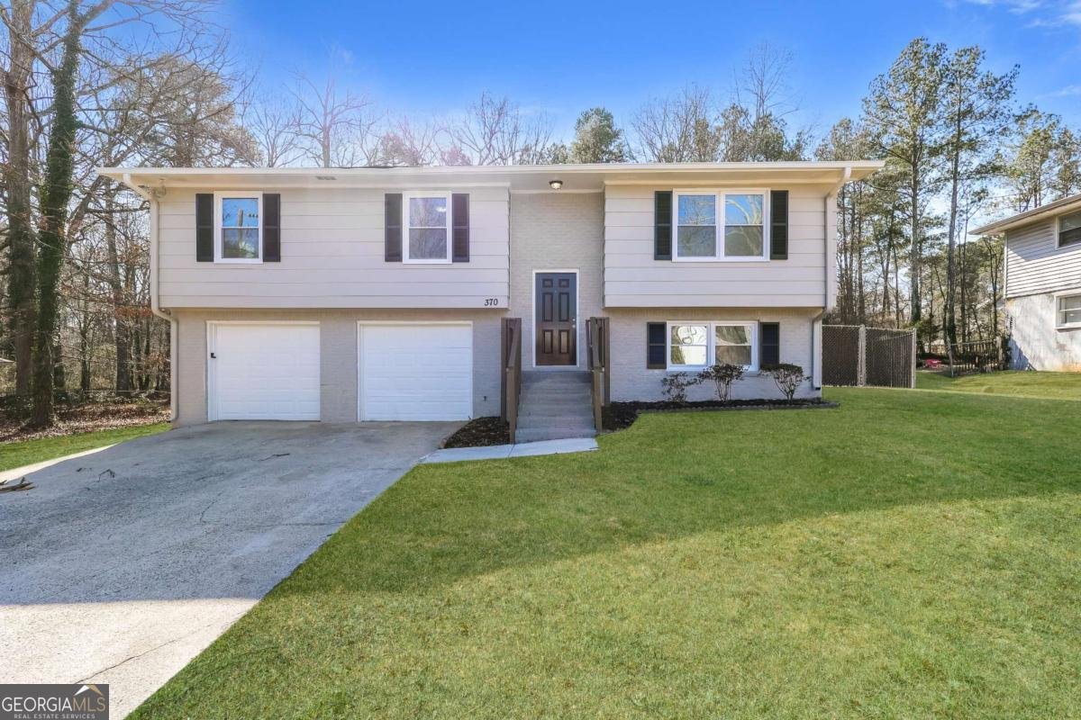 370 Valiant Lane Riverdale - Photo 1