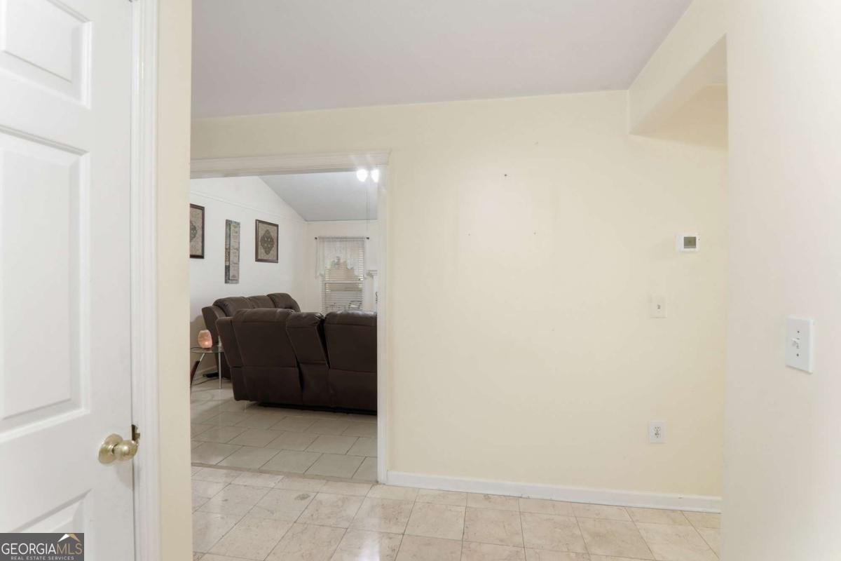 1158 Park Forest Drive Lilburn - Photo 6