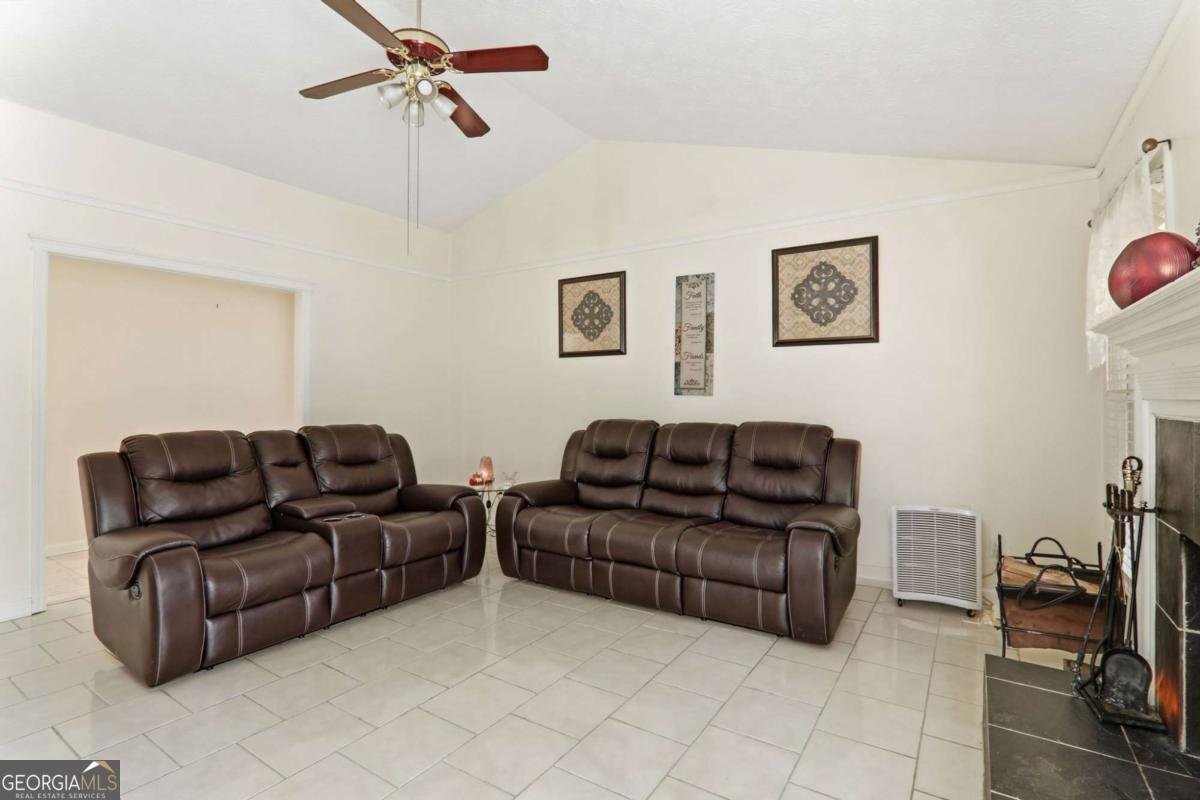 1158 Park Forest Drive Lilburn - Photo 9