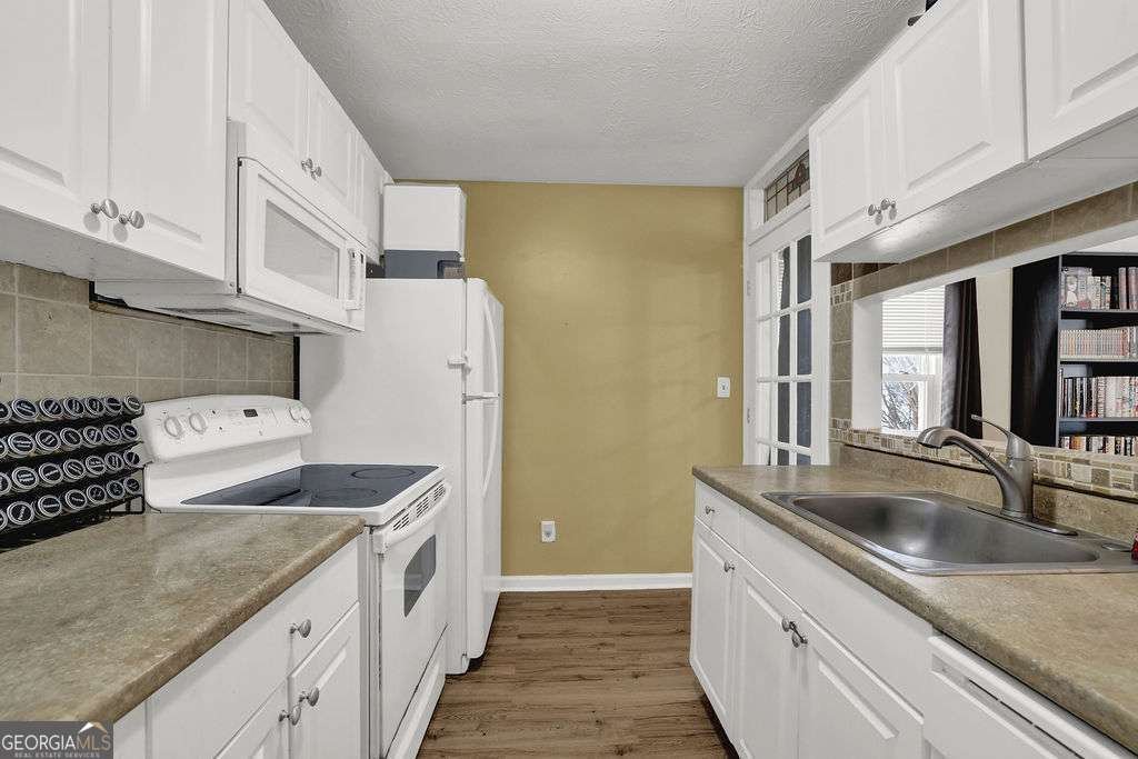 1358 Old Coach Road Marietta - Photo 16