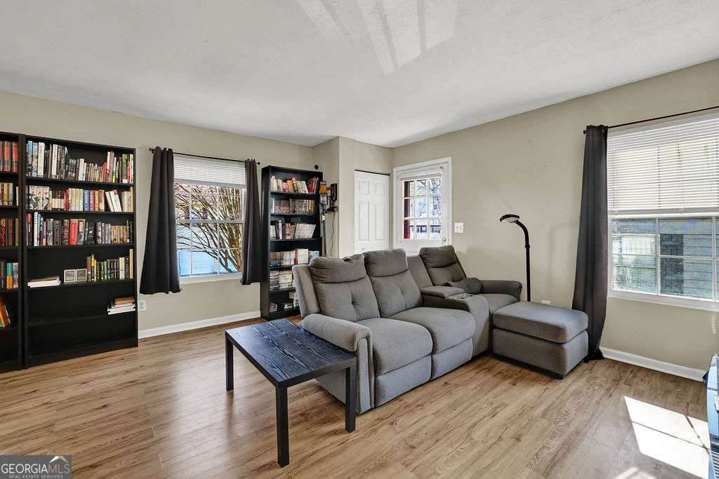 1358 Old Coach Road Marietta - Photo 6