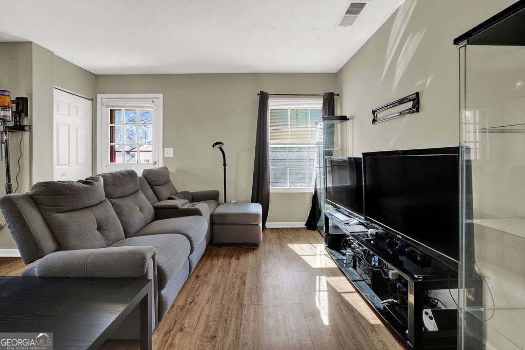 1358 Old Coach Road Marietta - Photo 7