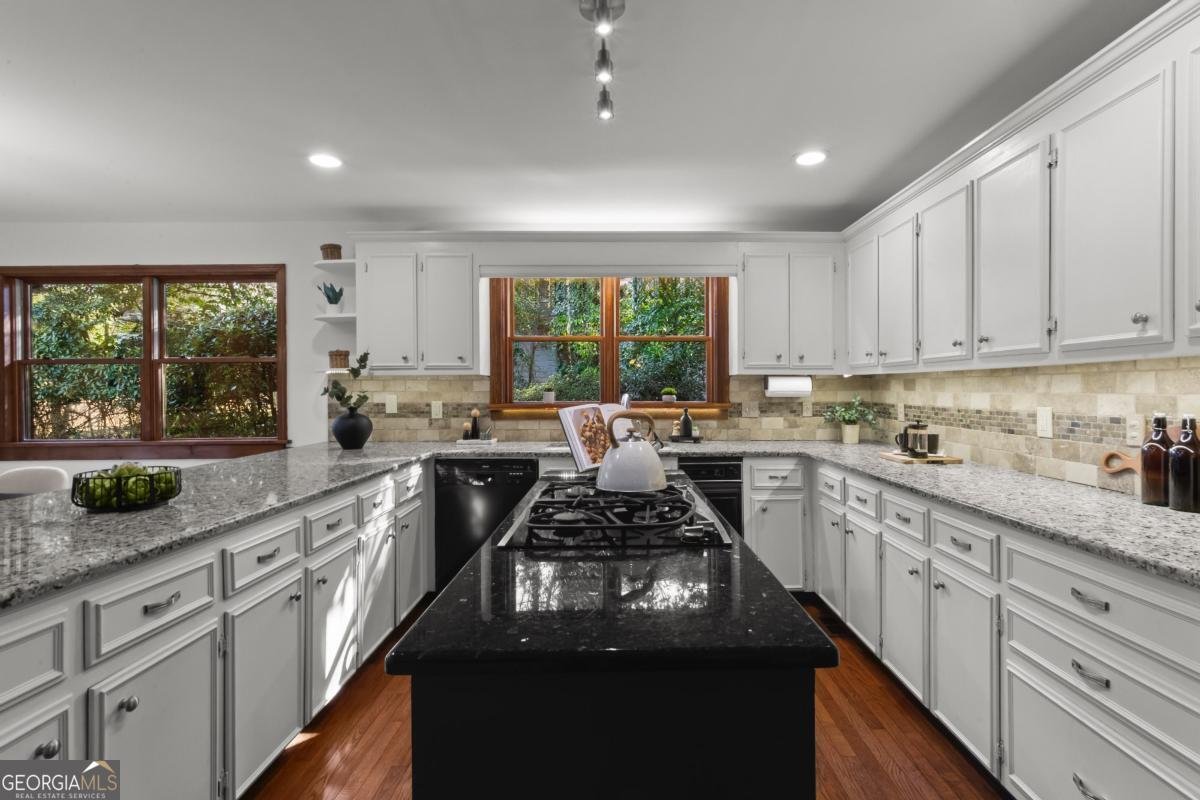 4069 Howell Ferry Road Duluth - Photo 14