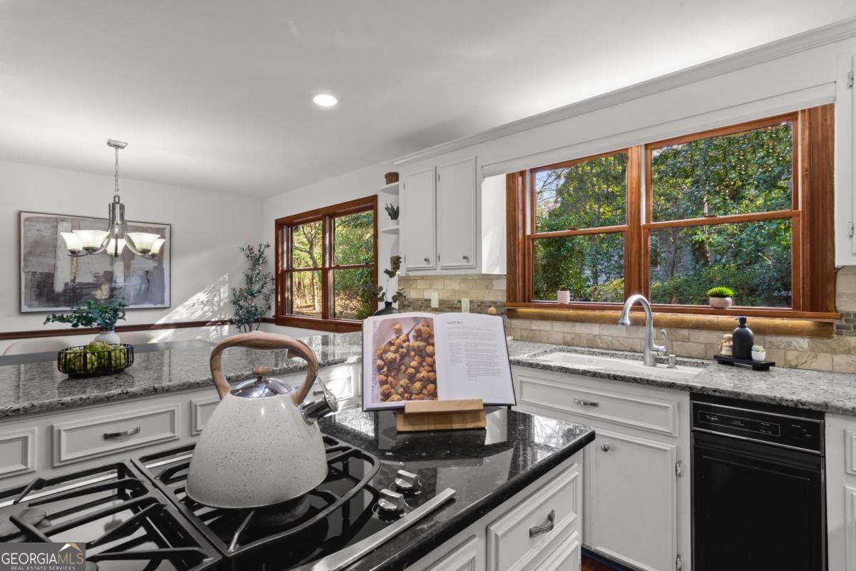 4069 Howell Ferry Road Duluth - Photo 17