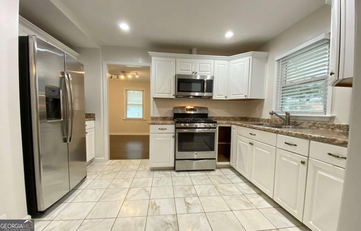 330 Community Drive Mableton - Photo 12