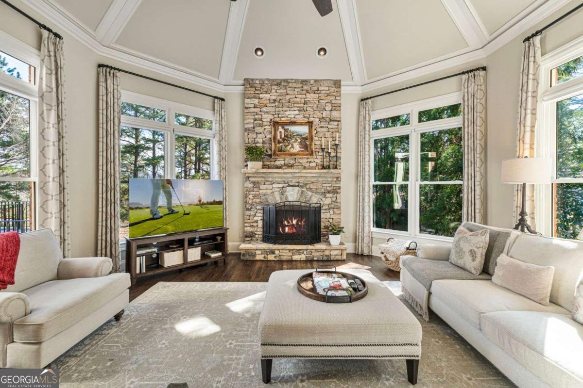 8270 Saint Marlo Fairway Drive Duluth - Photo 16