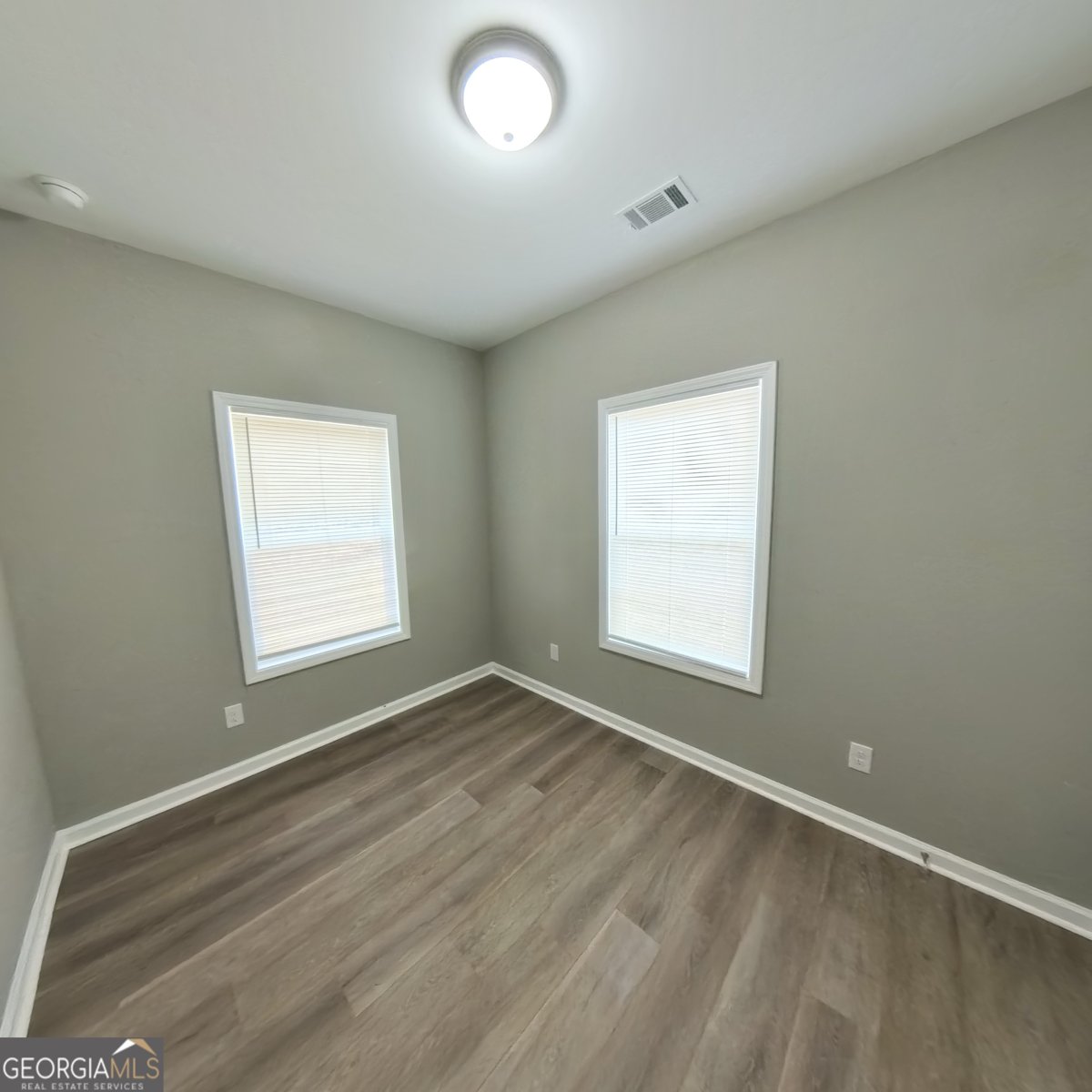 1975 Hollis Street Athens - Photo 10