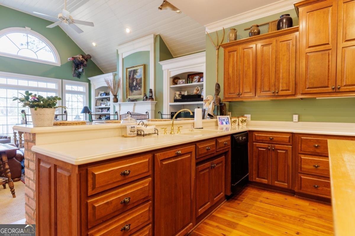 708 Town And Country Drive Adel - Photo 17