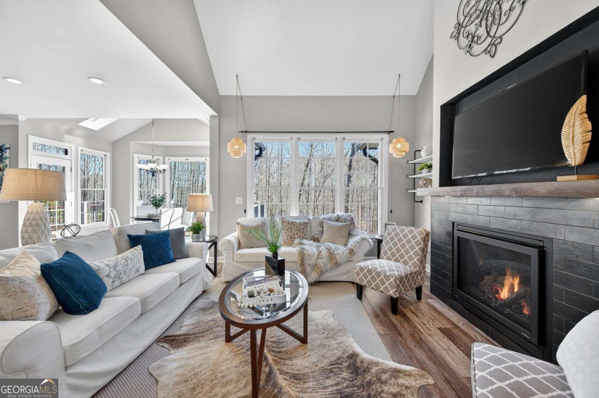 6675 Club Valley Court Suwanee - Photo 7