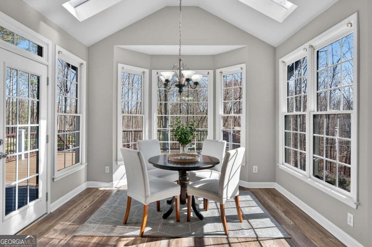 6675 Club Valley Court Suwanee - Photo 8