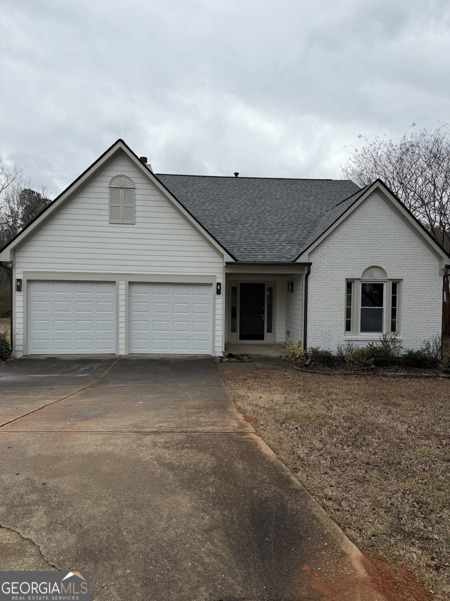 1955 Wynhurst Crossing Stone Mountain - Photo 1