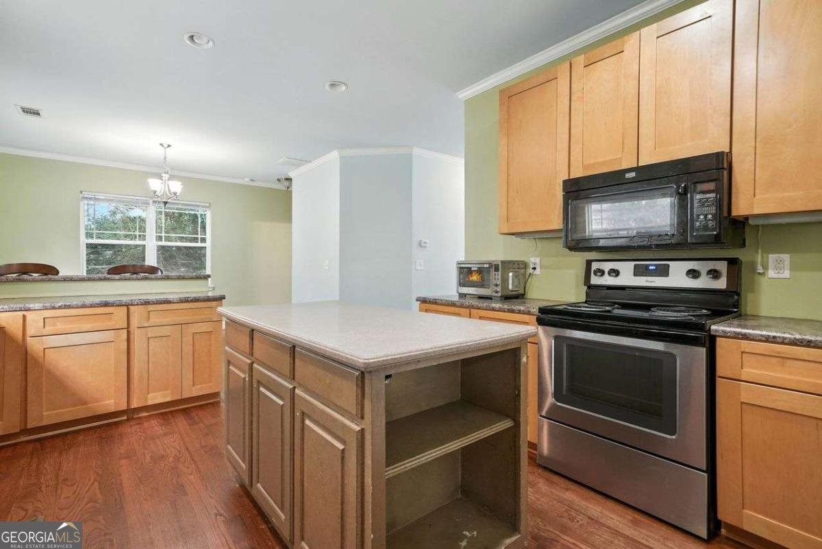 2195 Pinetree Drive Cumming - Photo 10