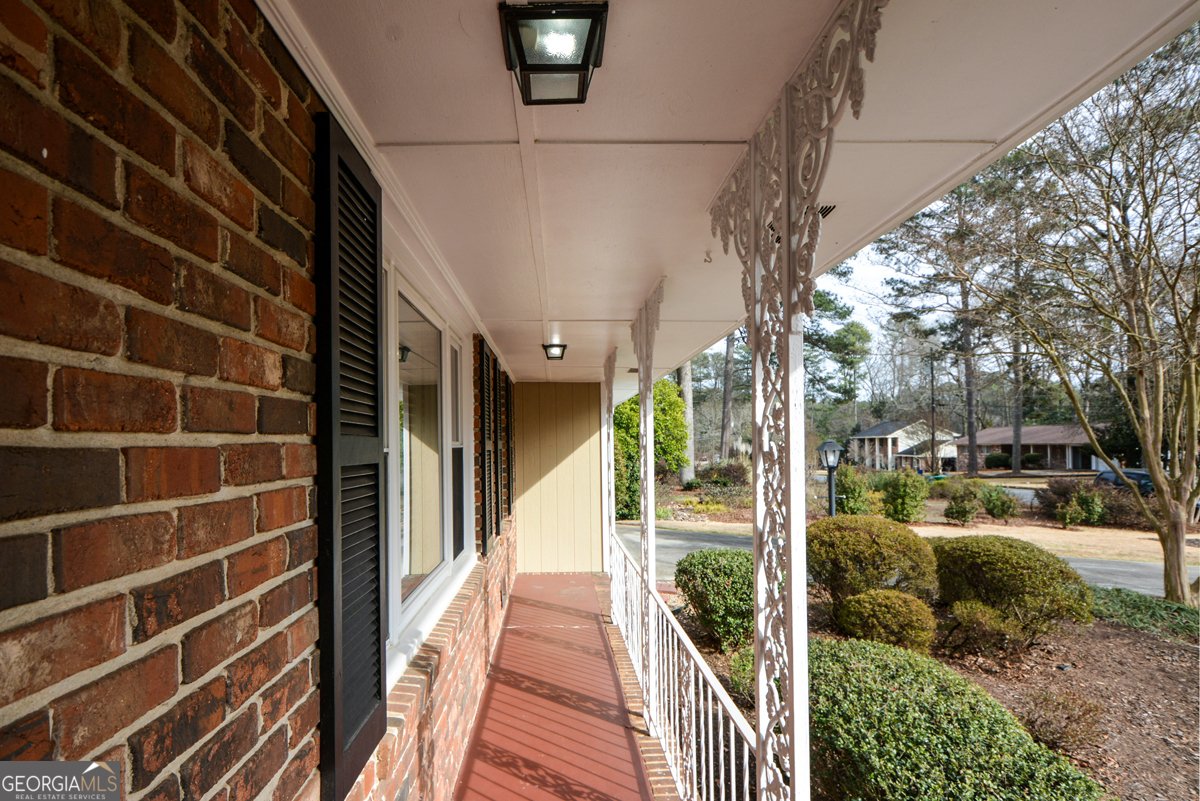 2057 Lavista Circle Tucker - Photo 9