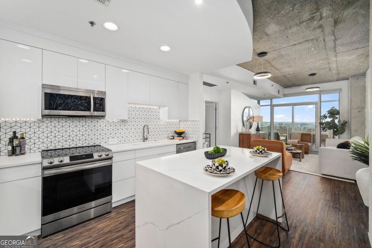 250 Pharr Road Atlanta - Photo 1