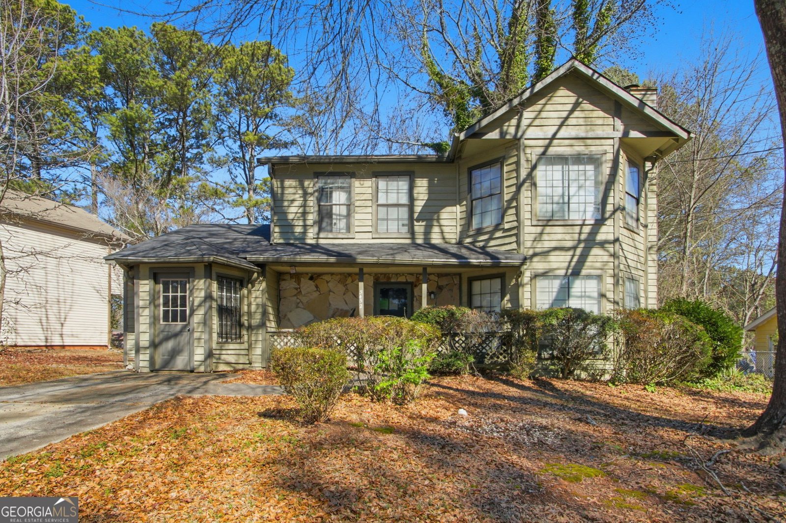 5452 Forest Path Court Stone Mountain - Photo 1