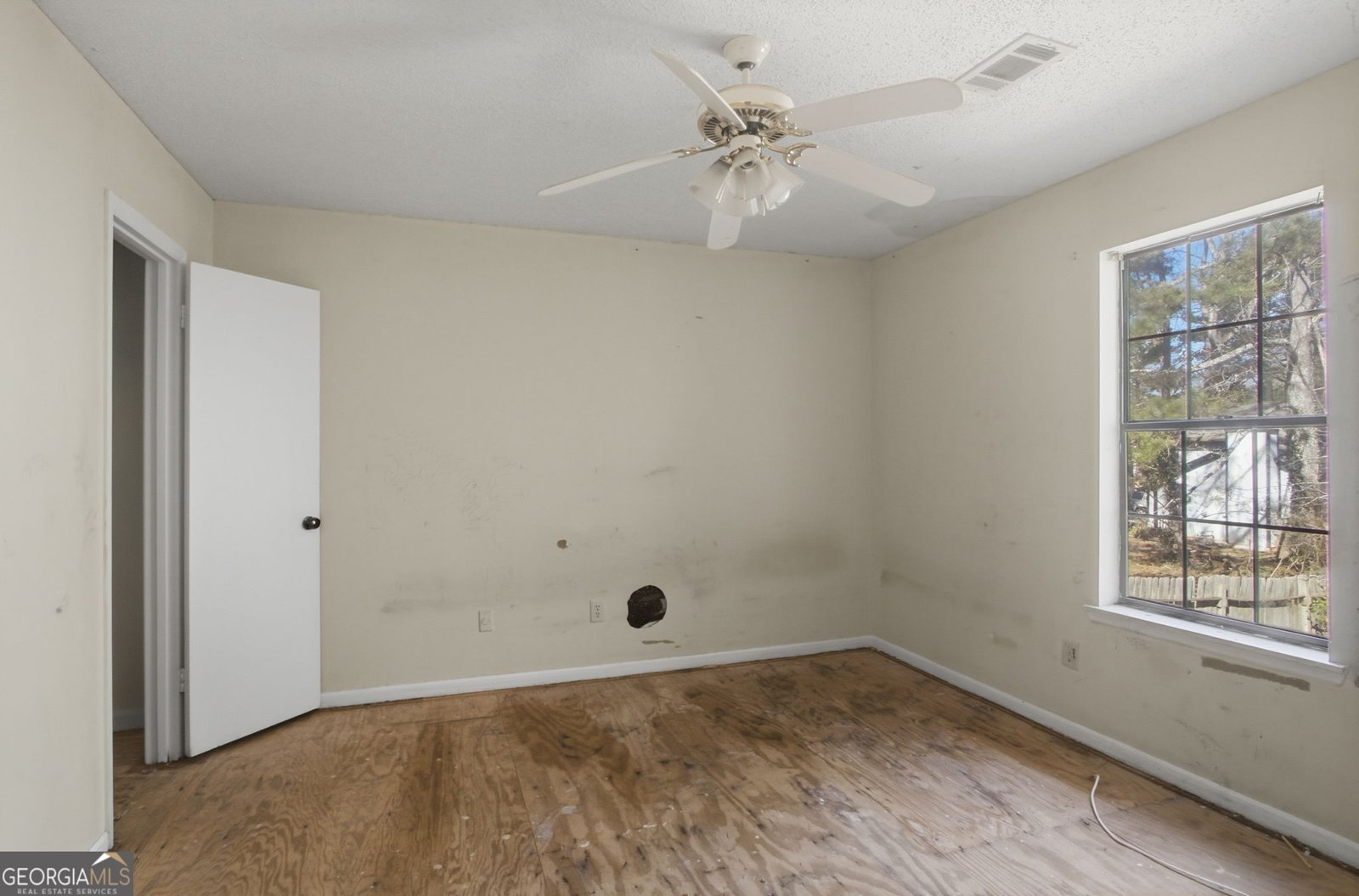 5452 Forest Path Court Stone Mountain - Photo 15