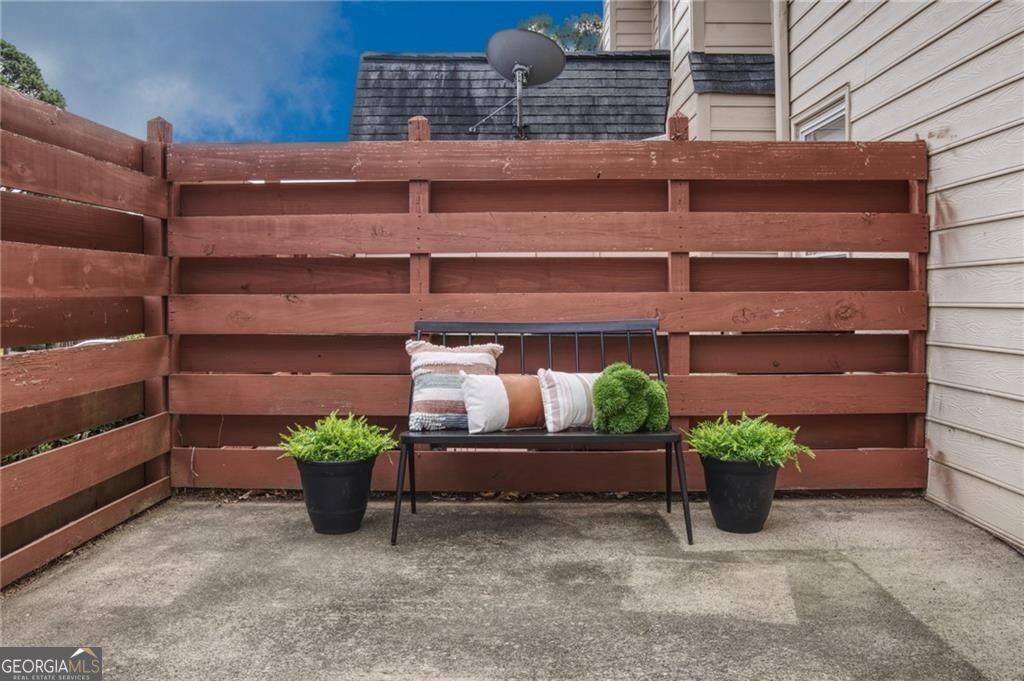 587 Wedgewood Drive Alpharetta - Photo 18