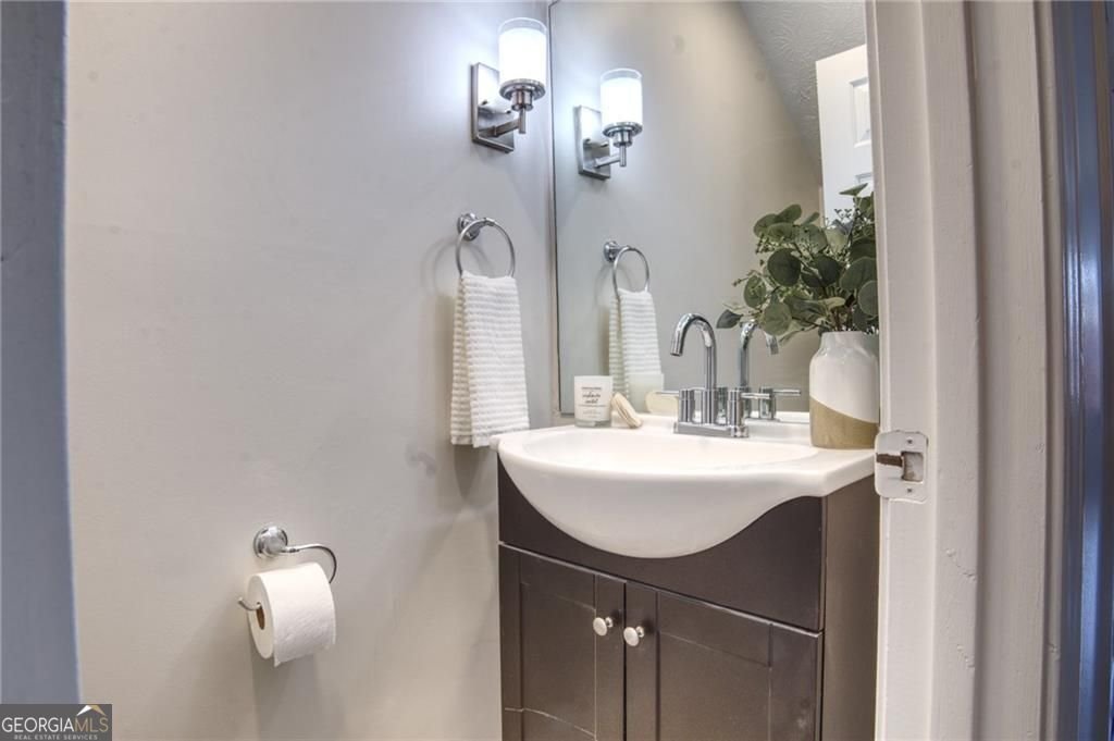 587 Wedgewood Drive Alpharetta - Photo 7