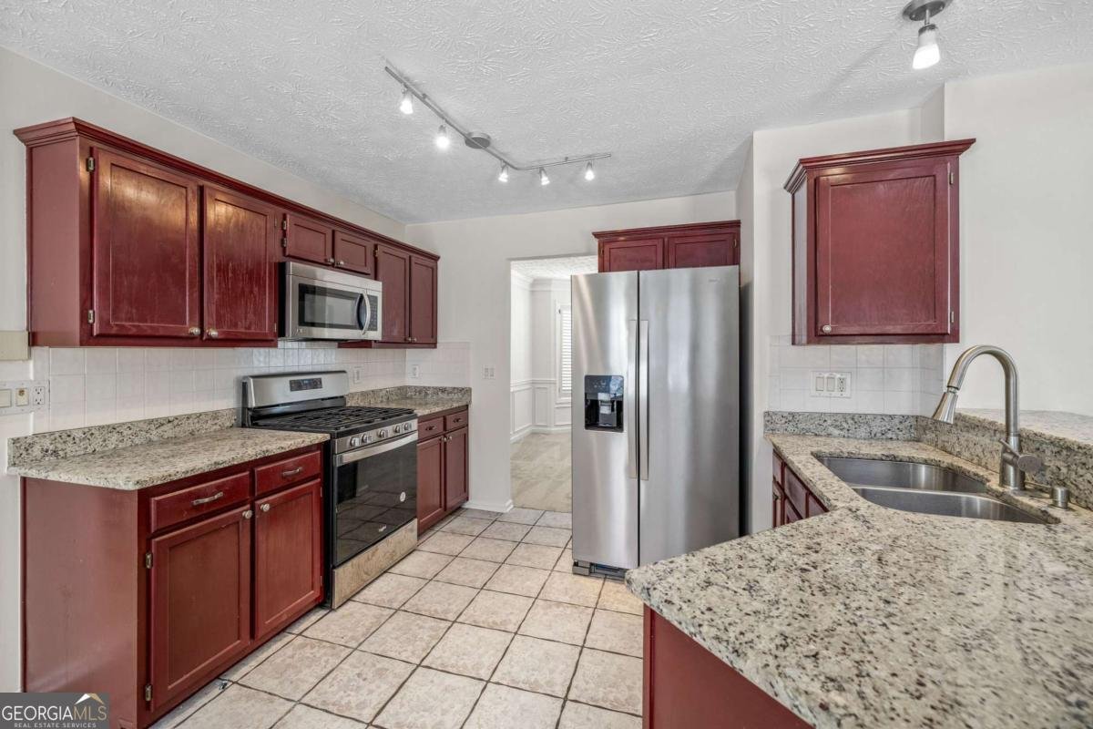 3423 Wild Plum Way Buford - Photo 10