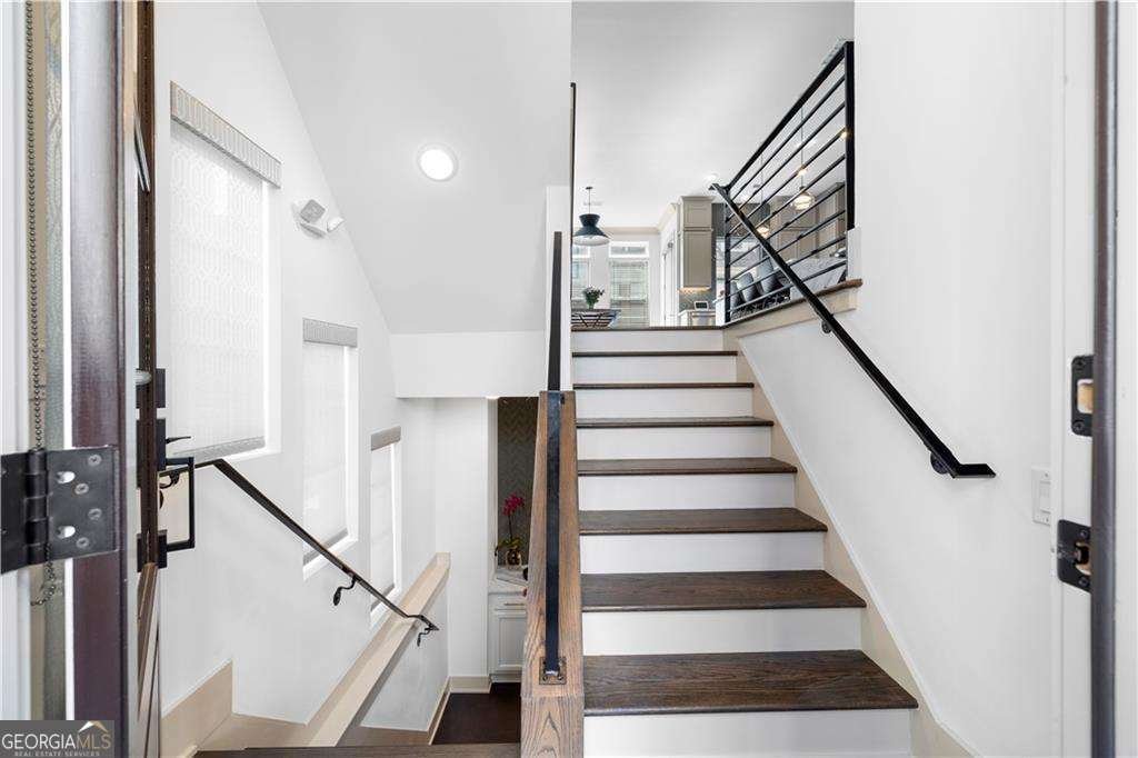 519 Broadview Lane Atlanta - Photo 8