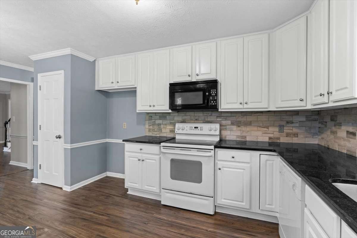 704 Knotts Court Woodstock - Photo 16