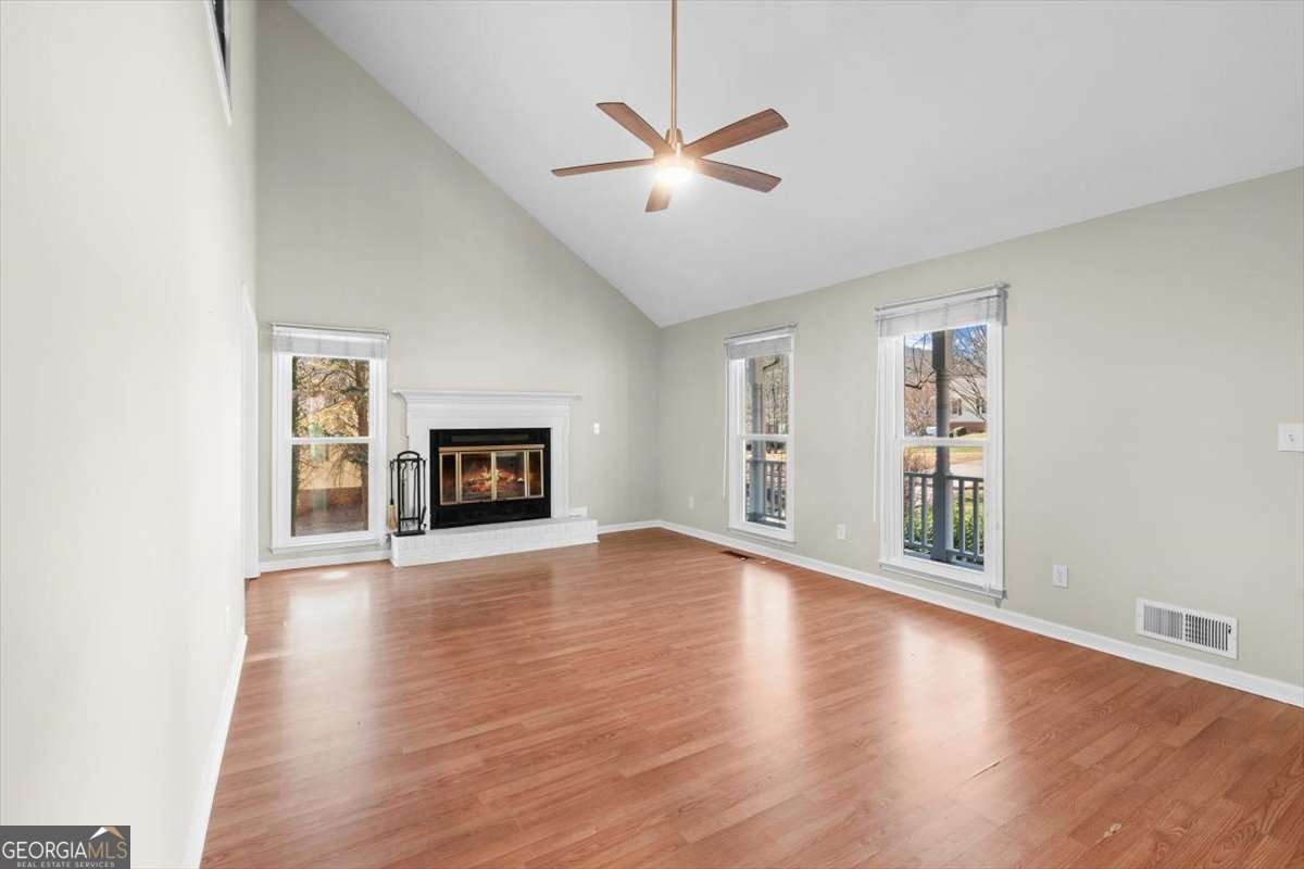 704 Knotts Court Woodstock - Photo 7