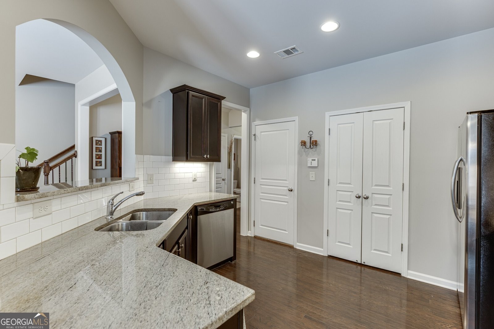 1236 Park Pass Row Suwanee - Photo 8