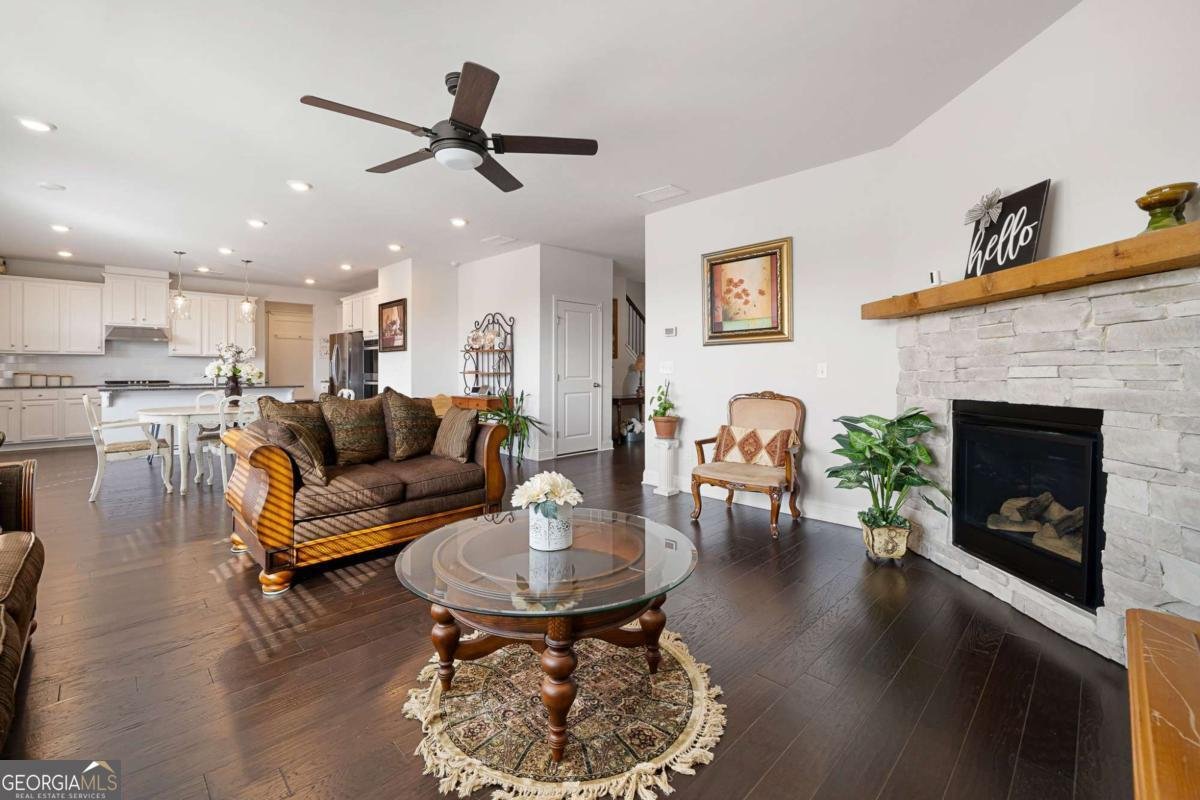 2097 Yvette Way Braselton - Photo 7