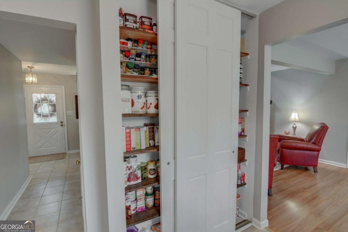 5630 Knox Court Peachtree Corners - Photo 14