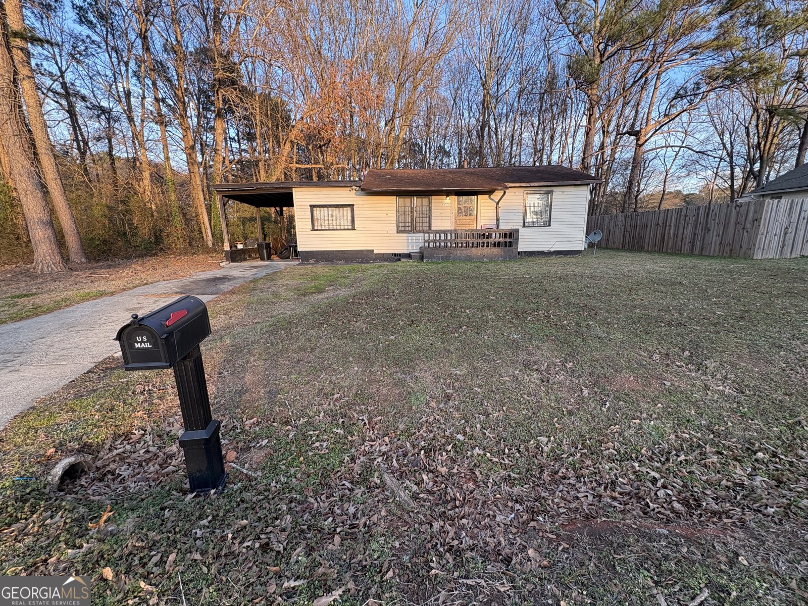 6270 Pinegrove Road Riverdale - Photo 1